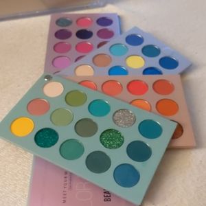 4 in 1 eyeshadows